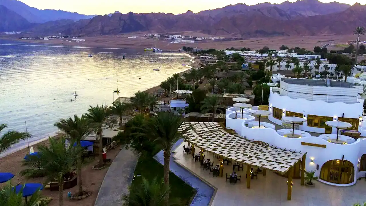 الفندق سفير دهب - دهب